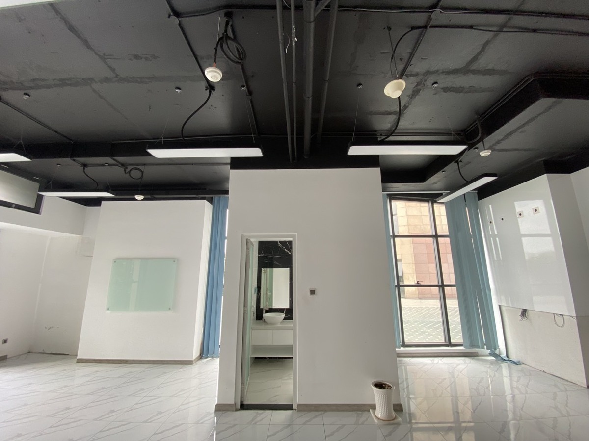 Cho thuê officetel căn góc The Sun Avenue giá 16 triệu diện tích 62m2