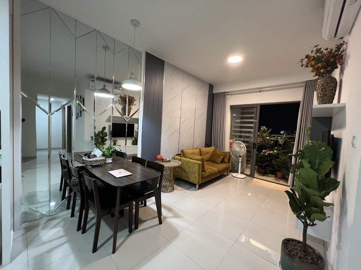 Bán căn hộ 2PN giá 4,9 tỷ all in đầy đủ nội thất 75m2 The Sun Avenue