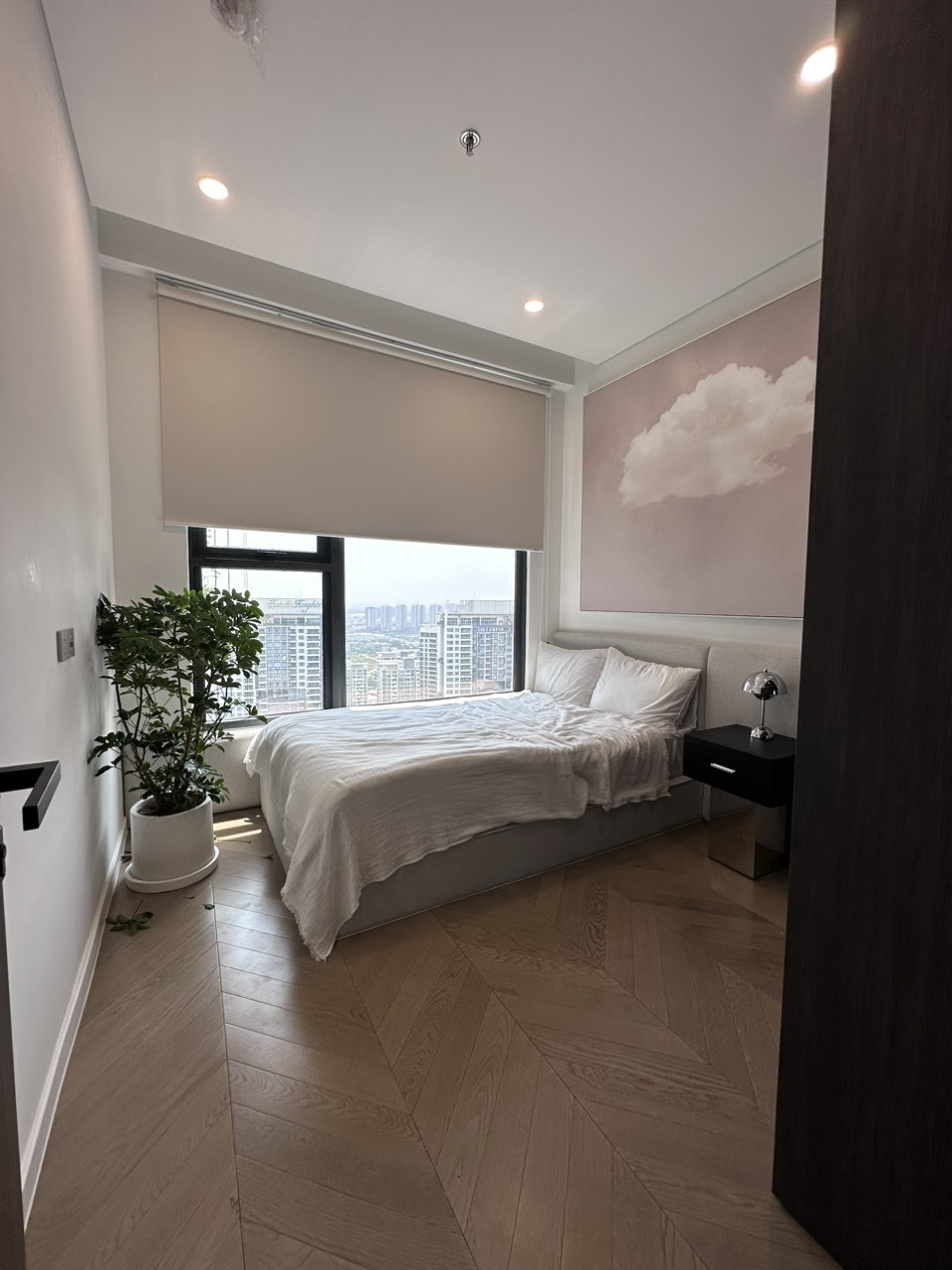 Căn hộ 2PN Lumiere Riverside 69m2 giá 35 triệu full nội thất nhà đẹp tầng cao