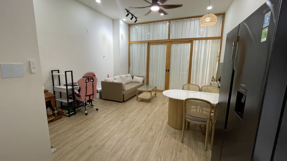 Chuyển nhượng căn 1pn đầy đủ nội thất giá 2,55 tỷ nhà đẹp 50m2