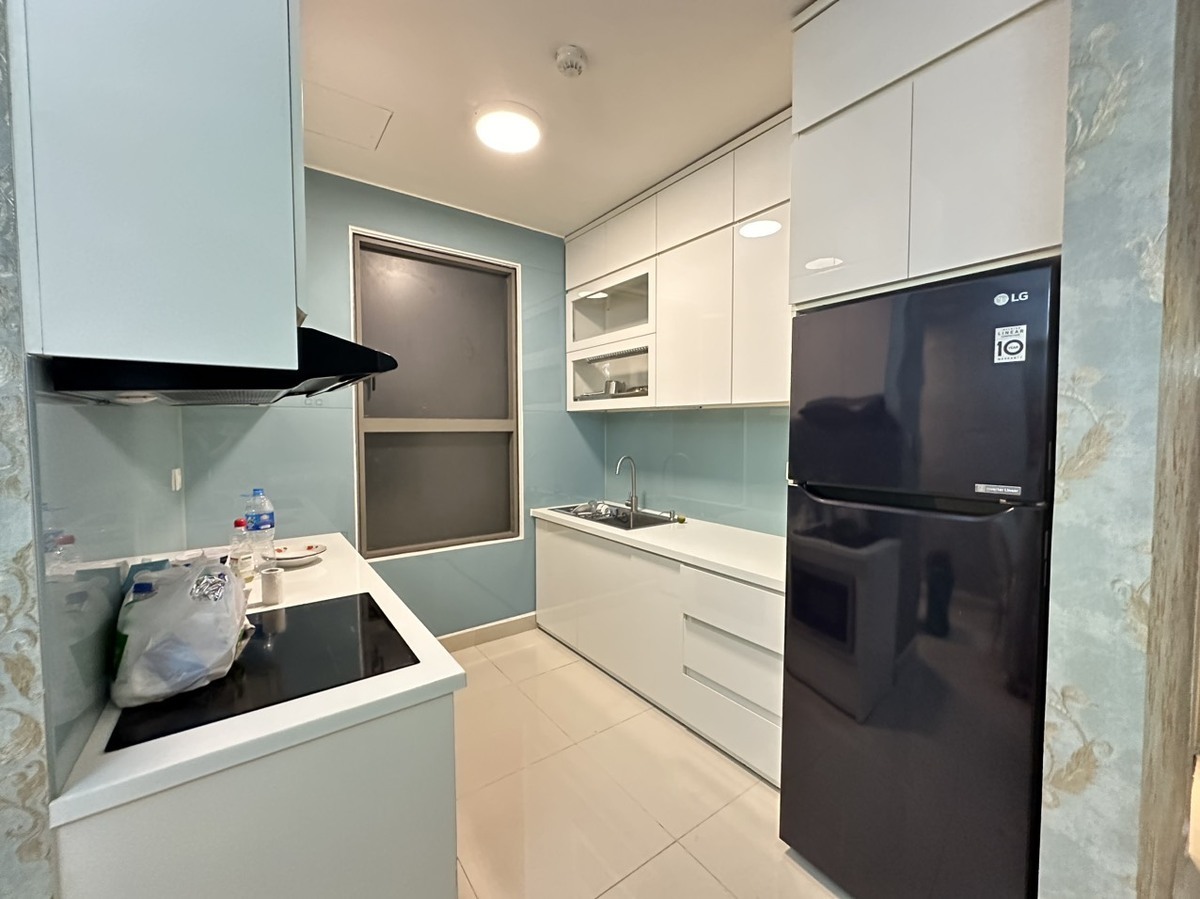 Cho thuê 3PN nội thất đầy đủ nhà đẹp lầu cao The Sun Avenue Quận 2