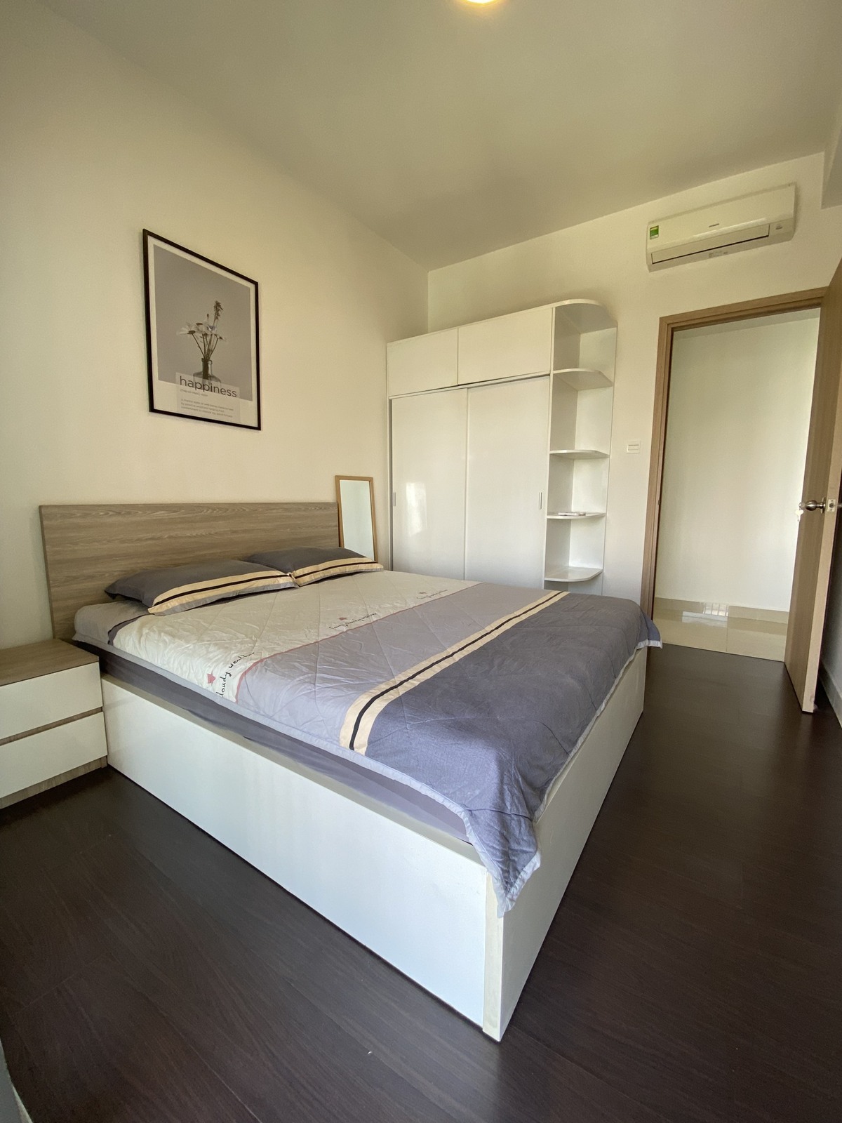 Cho thuê căn hộ 3pn full nội thất giá 20 triệu view thành phố căn góc