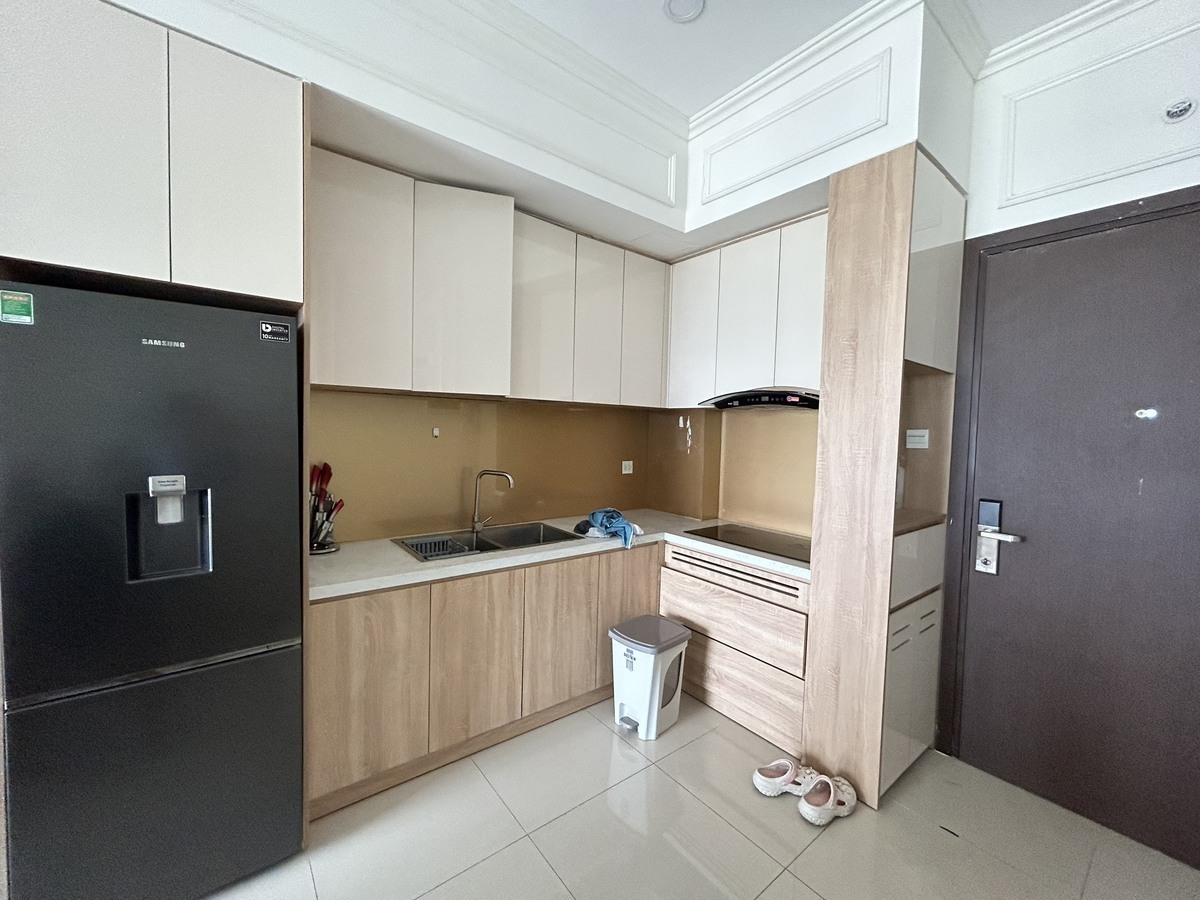 Cho thuê căn hộ 2PN full nội thất giá 14 triệu view sông mát mẻ đón gió vào nhà