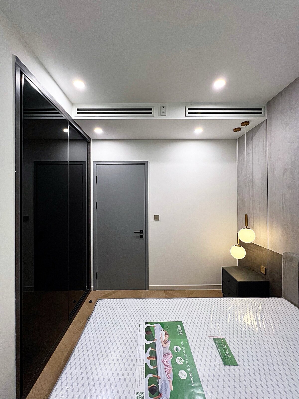 Lumiere Riverside cho thuê 2PN full nội thất view sông rất đẹp giá 36 triệu