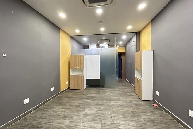 Officetel The Sun Avenue cho thuê giá 10 triệu 43m2 có 1 phòng họp riêng