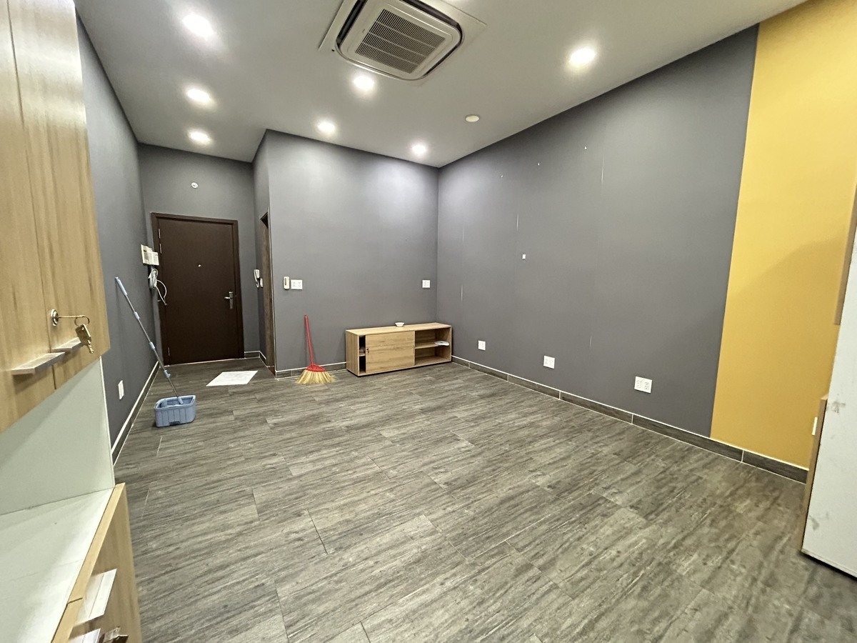 Officetel The Sun Avenue cho thuê giá 10 triệu 43m2 có 1 phòng họp riêng