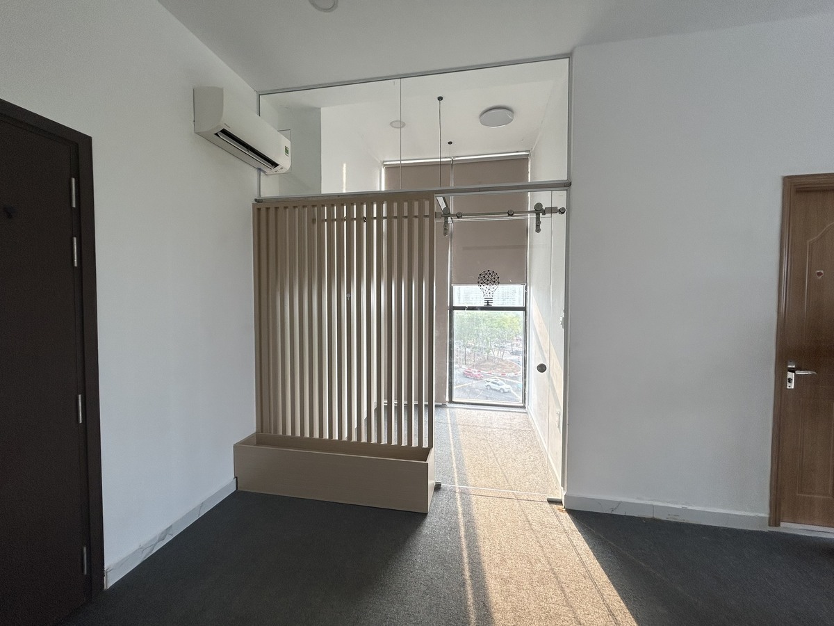 Cho thuê Officetel The Sun Avenue 52m2 căn góc giá 14 triệu/ tháng Quận 2