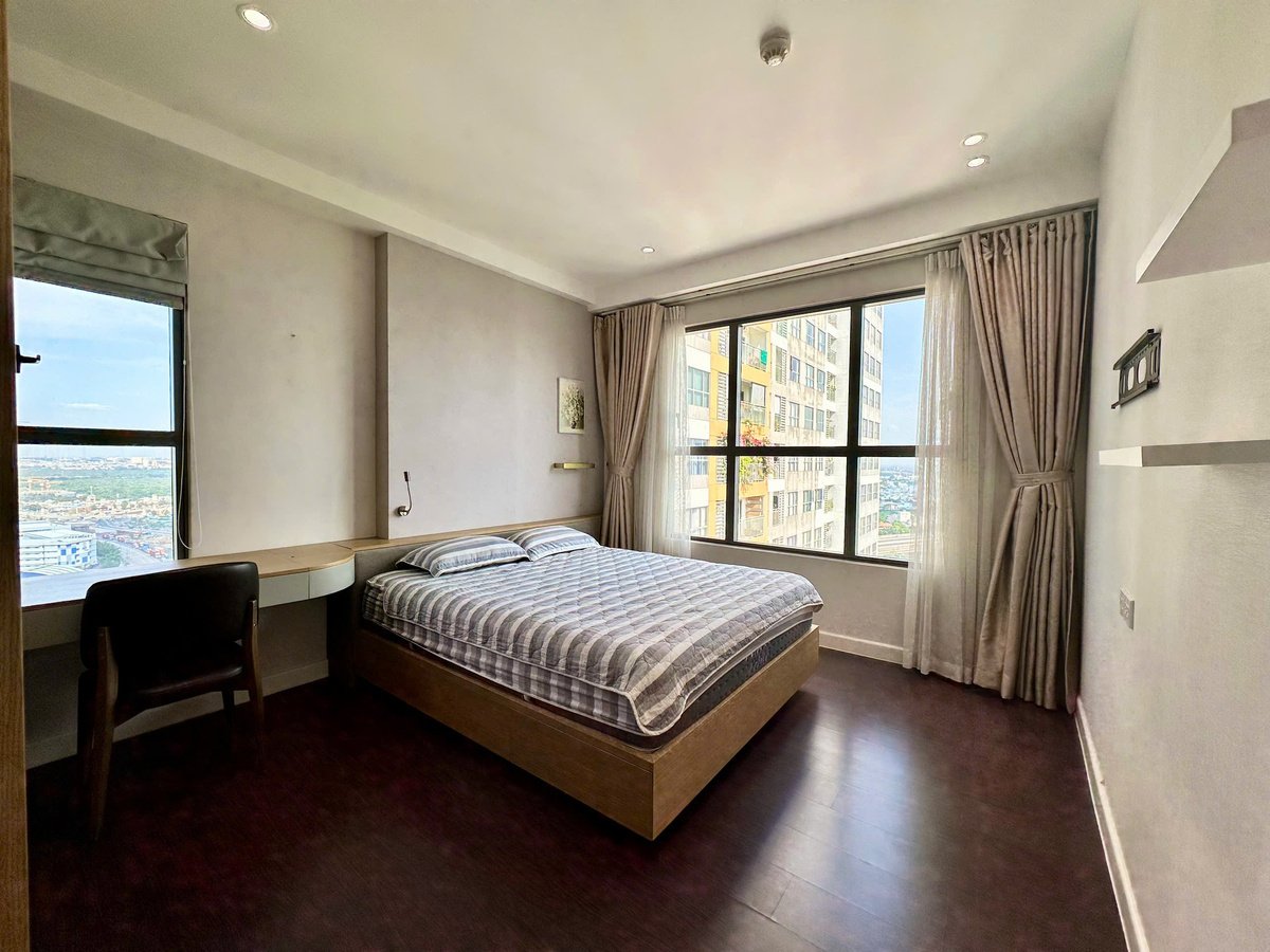 Cho thuê căn hộ 3PN Full nội thất 96m2 nhà đẹp The Sun Aveneue