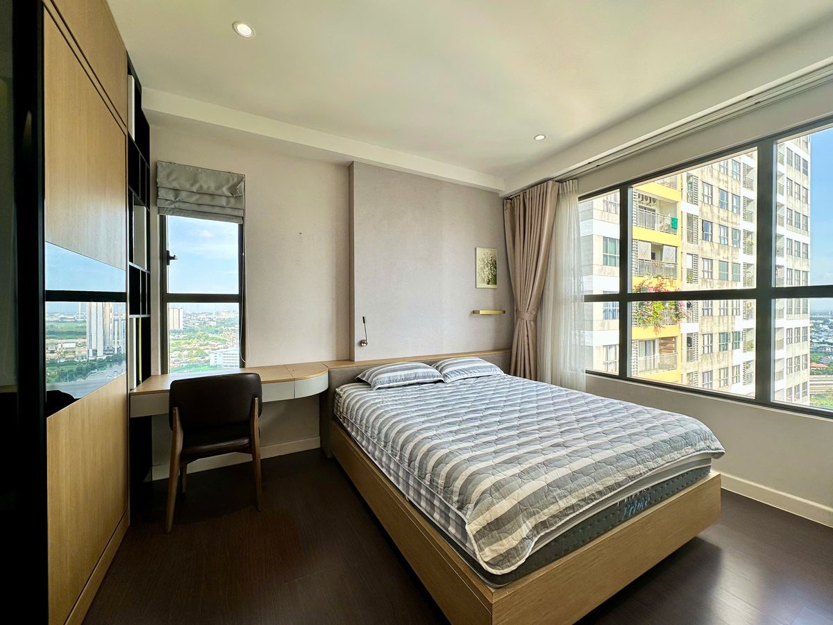 Cho thuê căn hộ 3PN Full nội thất 96m2 nhà đẹp The Sun Aveneue