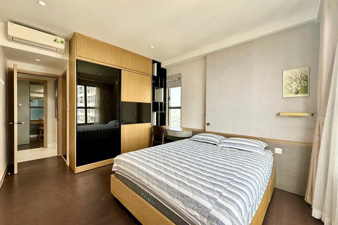 Cho thuê căn hộ 3PN Full nội thất 96m2 nhà đẹp The Sun Aveneue