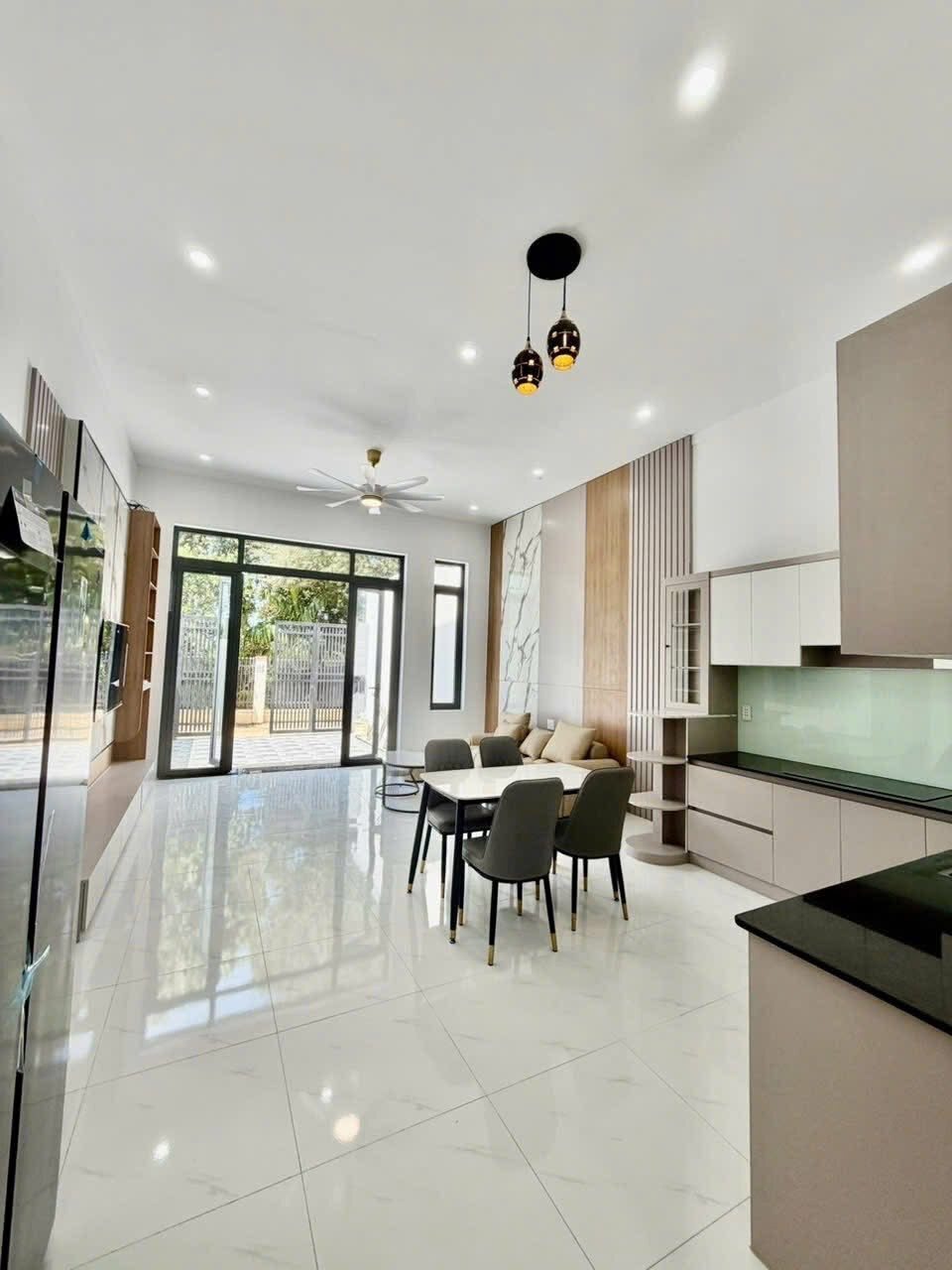 HẠ GIÁ BÁN GẤP NHÀ EA KAO – ĐƯỜNG Ô TÔ THÔNG NHAU | NHÀ ĐẸP BMT