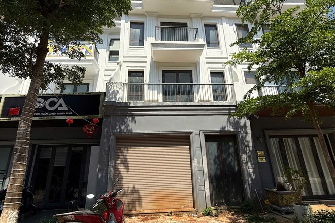 Bán nhà NHÀ 4 TẦNG ECO CITY PREMIA (phân khu MILANO) giá rẻ