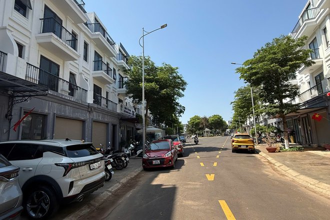 Bán nhà NHÀ 4 TẦNG ECO CITY PREMIA (phân khu MILANO) giá rẻ