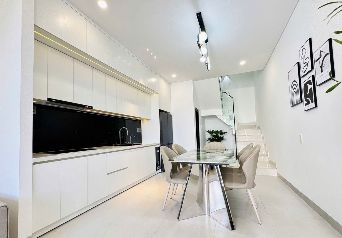 NHÀ 3 TẦNG MT TUỆ TĨNH – Giảm giá từ 5.380 tỷ xuống còn 4.950 tỷ