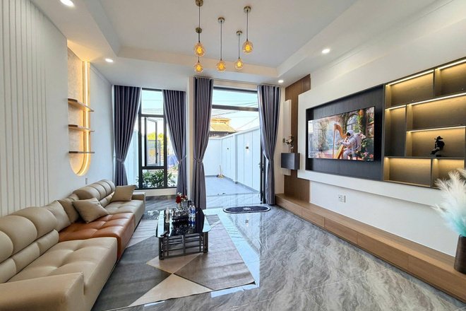 NHÀ MỚI CƯ ÊBUR 5x38M Full – Phường BMT – GIÁ CHỈ 2 TỶ 690