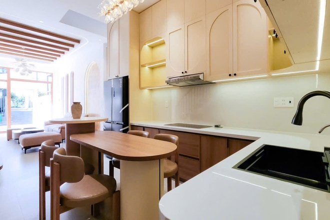 NHÀ MẶT TIỀN HOÀNG THẾ THIỆN – NHÀ MỚI 100% – TRUNG TÂM BMT