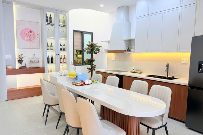 Bán Nhà Phố Đẹp có Sân Vườn Diện Tích Lớn 5x35m. Trung tâm BMT