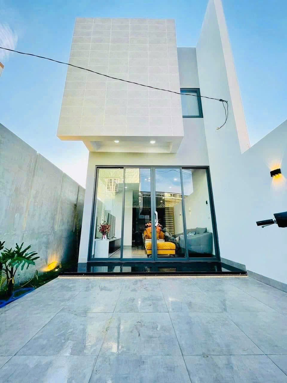 Bán Nhà Căn Góc 2 Mặt Tiền hẻm Đinh Núp – Đẳng Cấp Sống Trung Tâm BMT