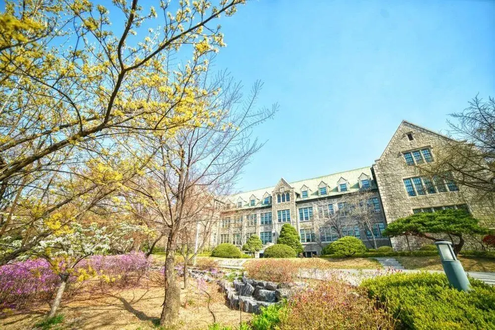 trường đại học nữ ewha hàn quốc