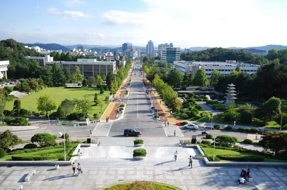 trường đại học quốc gia chungnam hàn quốc