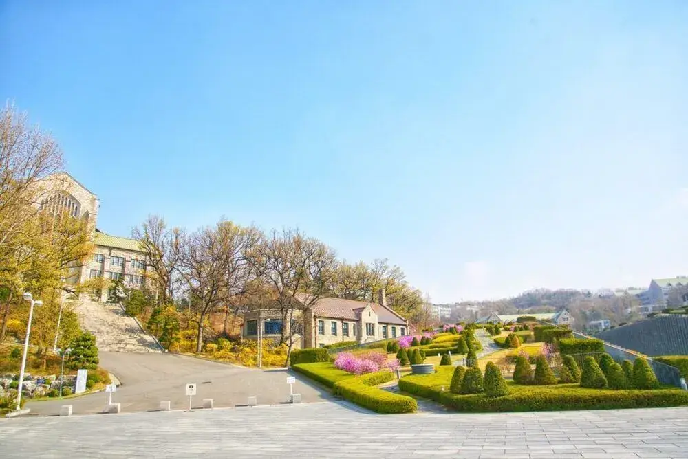 trường đại học nữ ewha hàn quốc