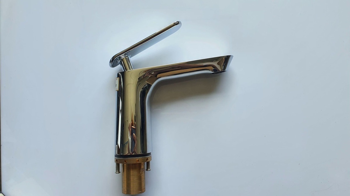 vòi lavabo nóng lạnh teady v-006-lux