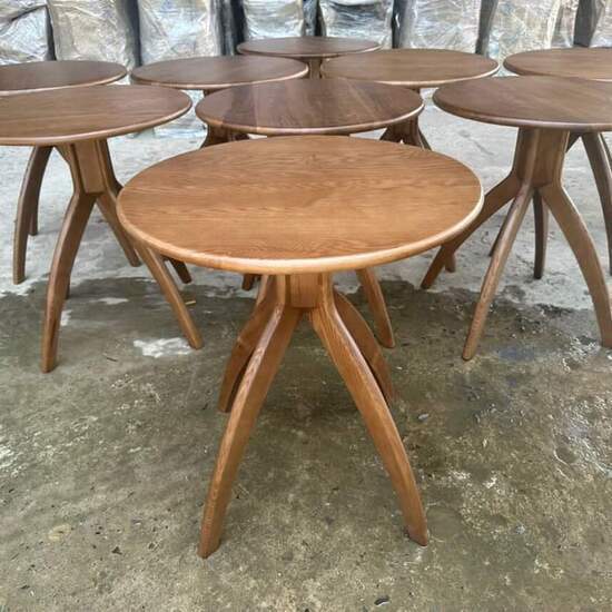 BÀN TRÒN 4 CHÂN CONG A25