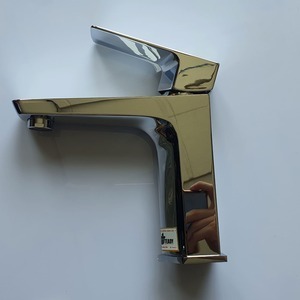 Vòi lavabo nóng lạnh Teady V-011A