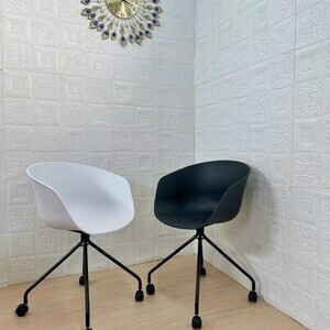 Ghế nhựa chân sắt di động AG-23