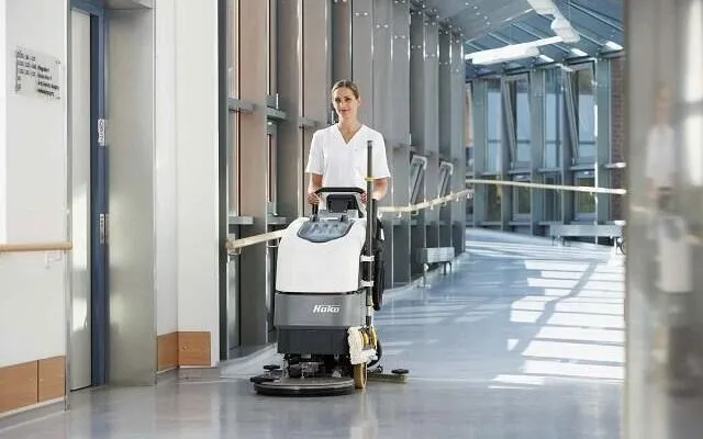 Dịch vụ vệ sinh công nghiệp nhà hàng khách sạn ở đâu uy tín, chất lượng?