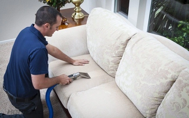CÁCH VỆ SINH GHẾ SOFA NHUNG CHỈ TRONG “PHÚT MỐT”