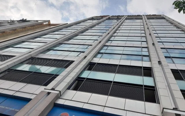 Vệ sinh tòa nhà chung cư Sky Garden Quận Bình Thạnh