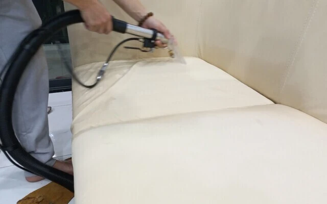 Bảng Giá Giặt Ghế Sofa HCM Mới Nhất 2022