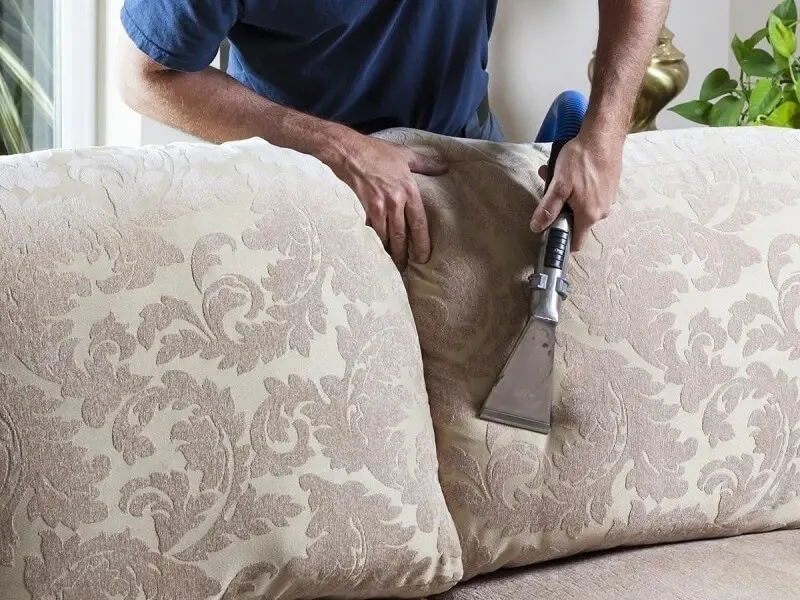 482-cach-giat-ghe-sofa-vai