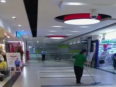 dich-vu-ve-sinh-trung-tam-thuong-mai-tai-thanh-pho-ho-chi-minh-2