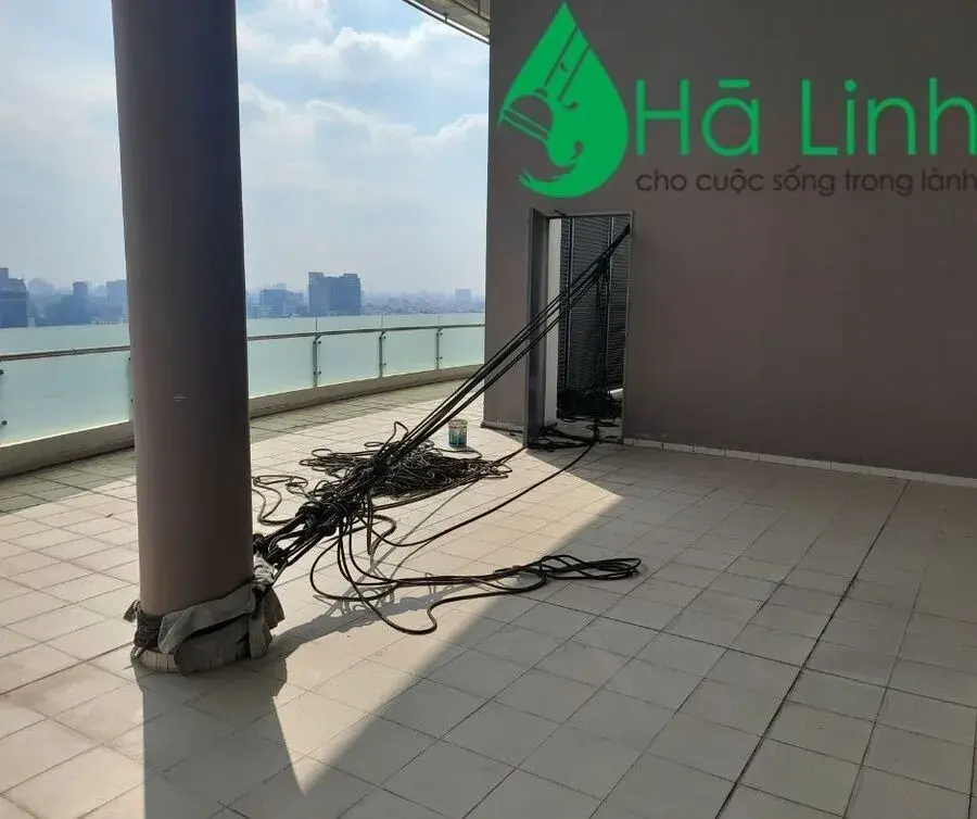 lau-kinh-nha-cao-tang