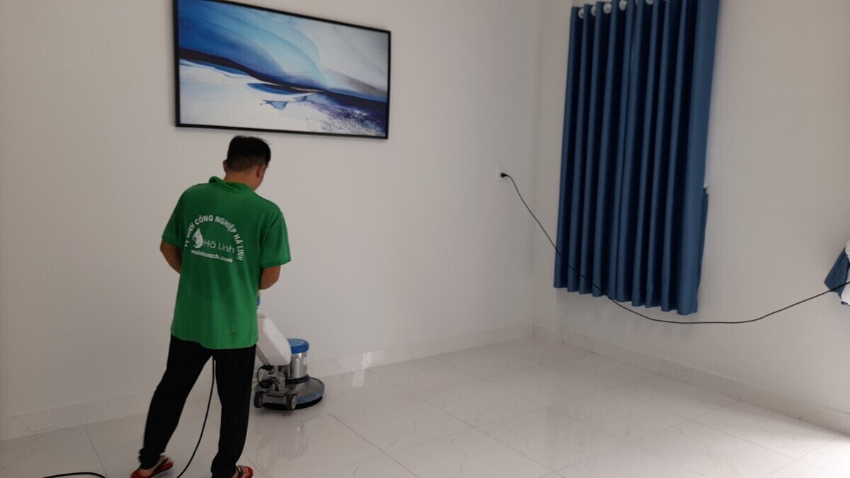 lam-sach-can-ho-quan-6