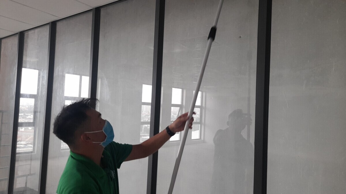 lam-sach-nha-o-quan-6