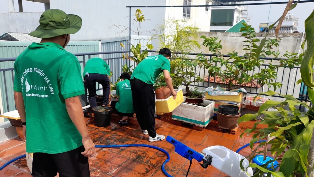 ve-sinh-tong-quan-nha-quan-4