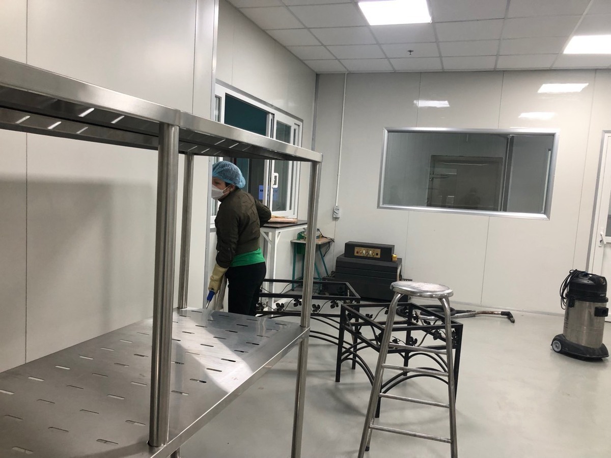 ve-sinh-khu-xuong-(24)