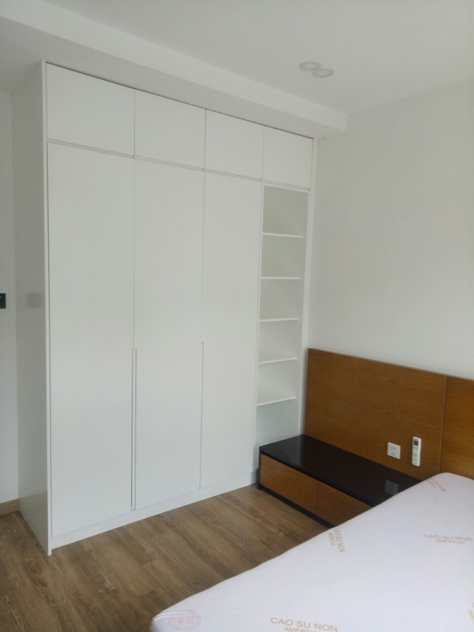 ve-sinh-nha-sau-xay-dung-(2)