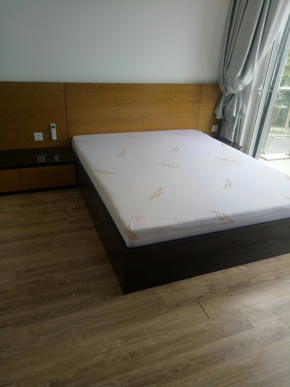 ve-sinh-nha-sau-xay-dung-(3)