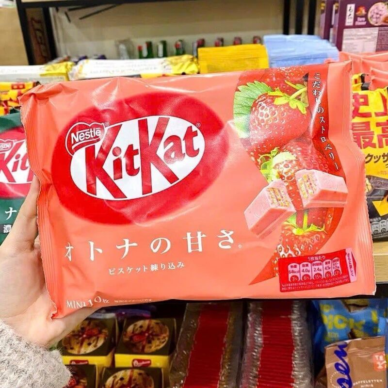 Bánh Xốp Nestle Kitkat Vị Dâu Mini 10 Thanh - 136g